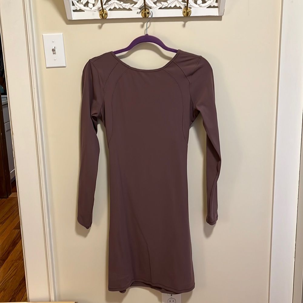 Lululemon Contour Dress in Antique Pink